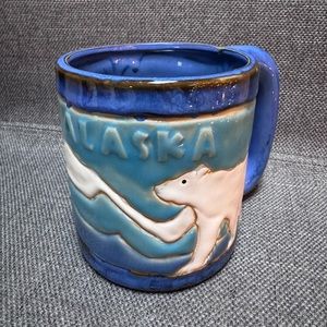 Alaska Ceramic Stoneware Pottery Mug Bear